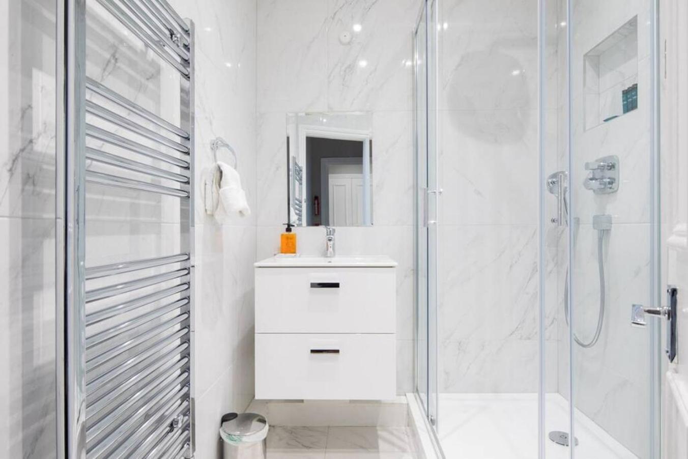 Steps From Hyde Park 2Br 2Bath Sleeps 6 Apartamento Londres Exterior foto